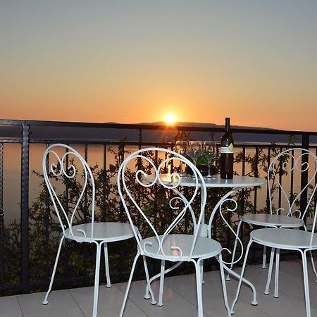 Appartamento Tri Srice Senj  Esterno foto