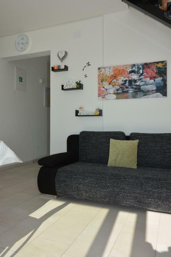 Appartamento Tri Srice Senj  Esterno foto