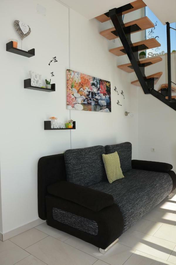 Appartamento Tri Srice Senj  Esterno foto