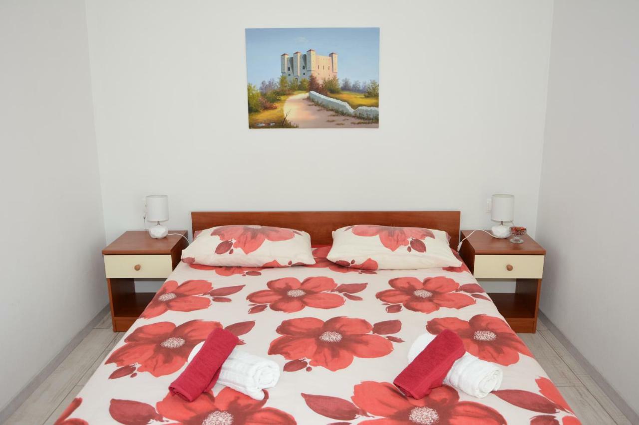 Appartamento Tri Srice Senj  Esterno foto